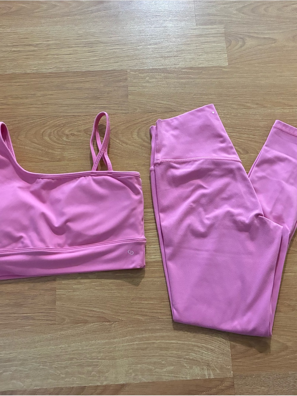 ACTA Pink Athletic Set - Sports Bra and High-Waist Leggings